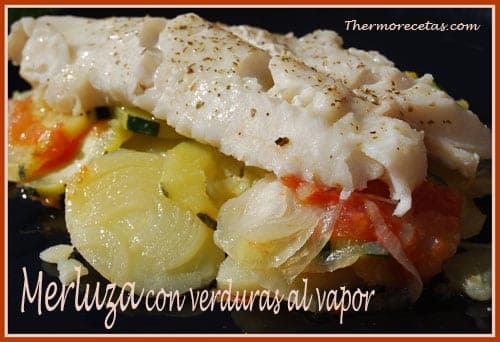 Merluza al Vapor con Verduras
