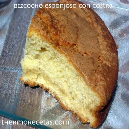 Bizcocho esponjoso con costra