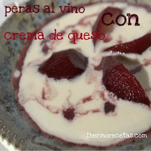Peras al vino con crema de queso