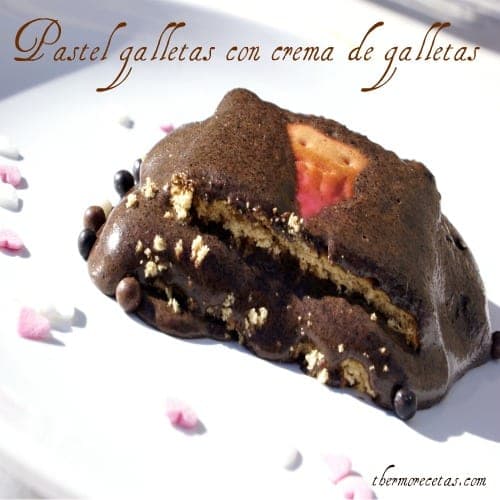 Pastel de galletas con crema de galletas